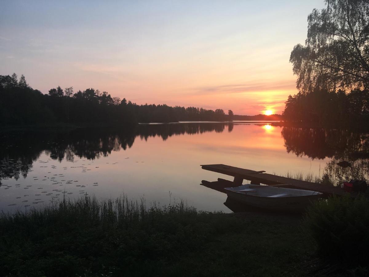 Naturskoent Boende Vid Sjoe Skånes Fagerhult Eksteriør bilde