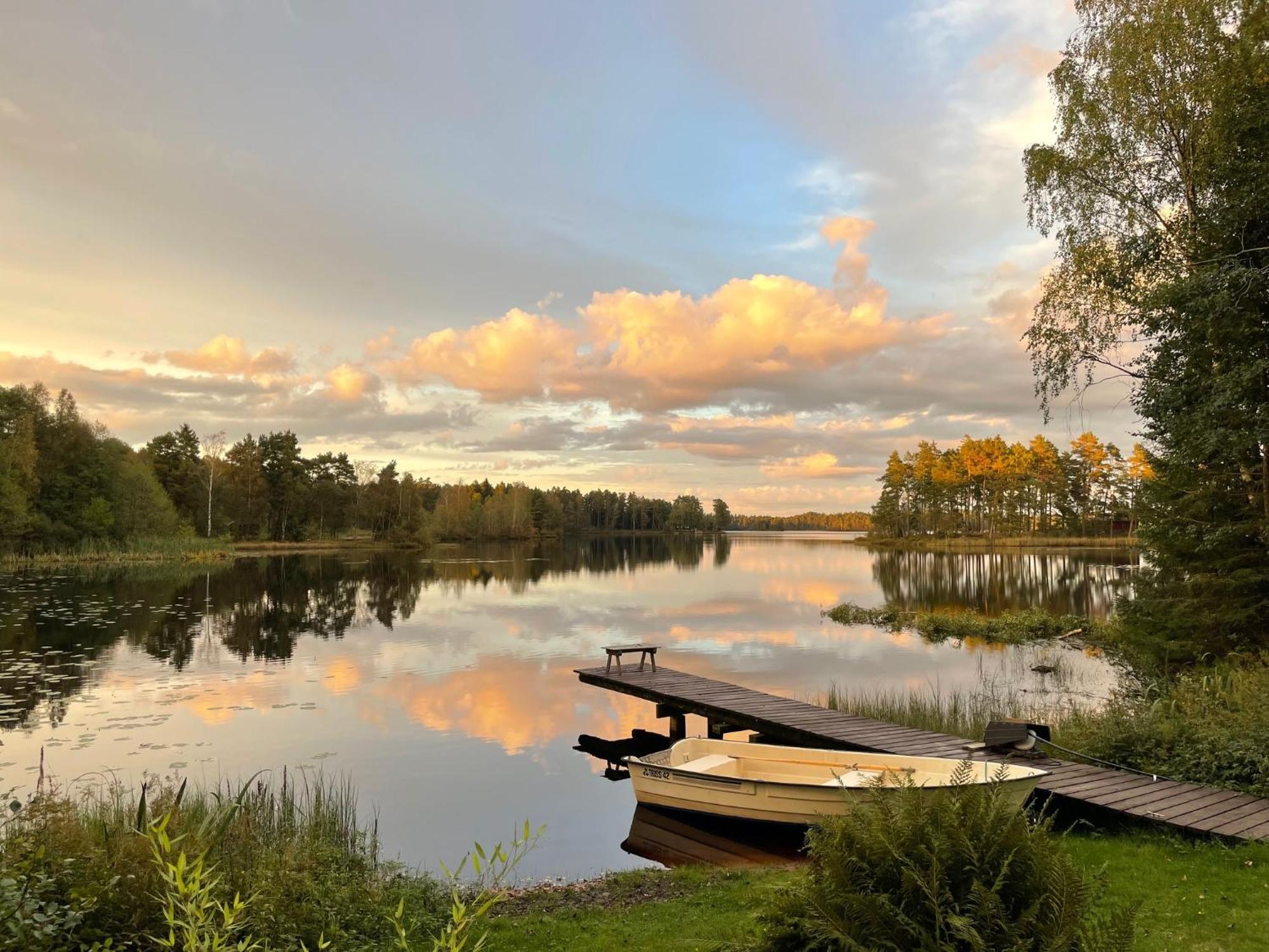 Naturskoent Boende Vid Sjoe Skånes Fagerhult Eksteriør bilde